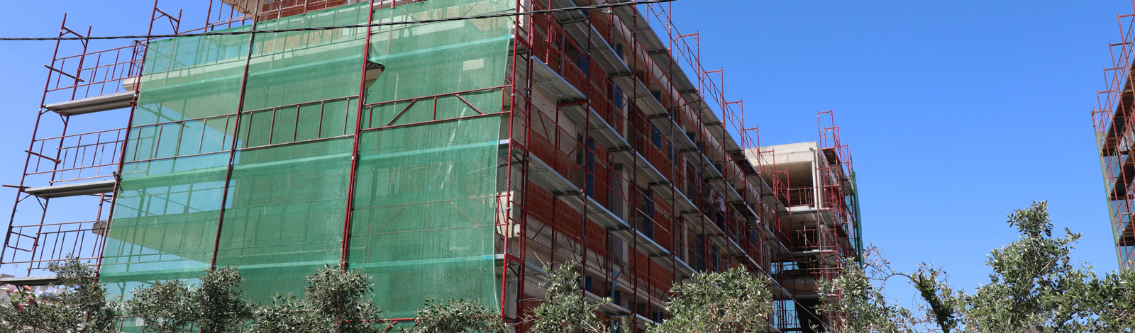 Σκαλωσιά στο έργο Νεόδμητη Οικοδομή σε Σχολείο στο Ελληνικό
